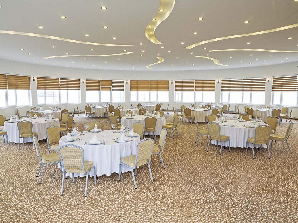 Legend Hotel Riva Luaran gambar