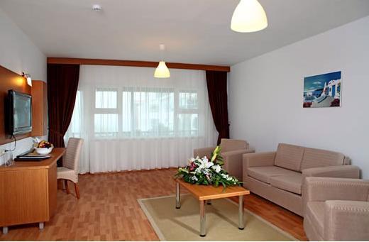 Legend Hotel Riva Luaran gambar